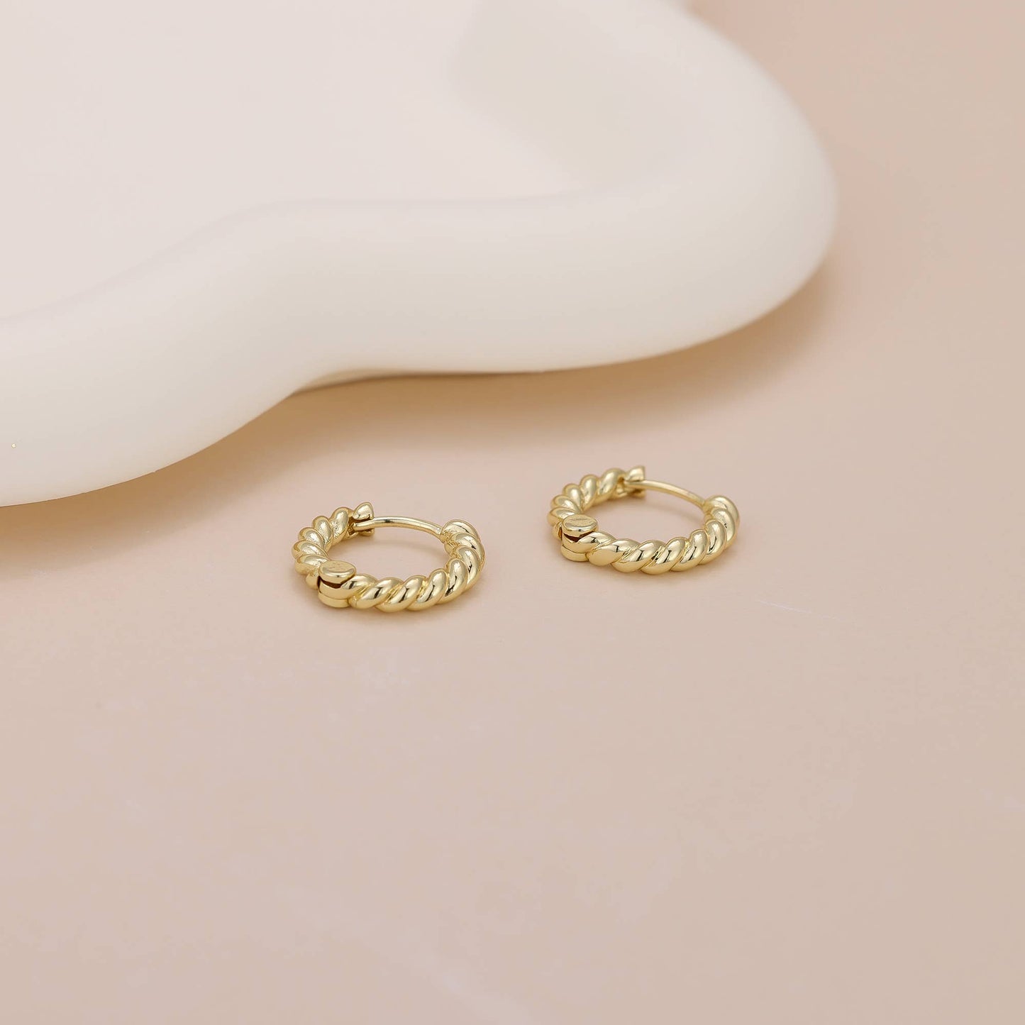 Twisted Small Huggie Hoop