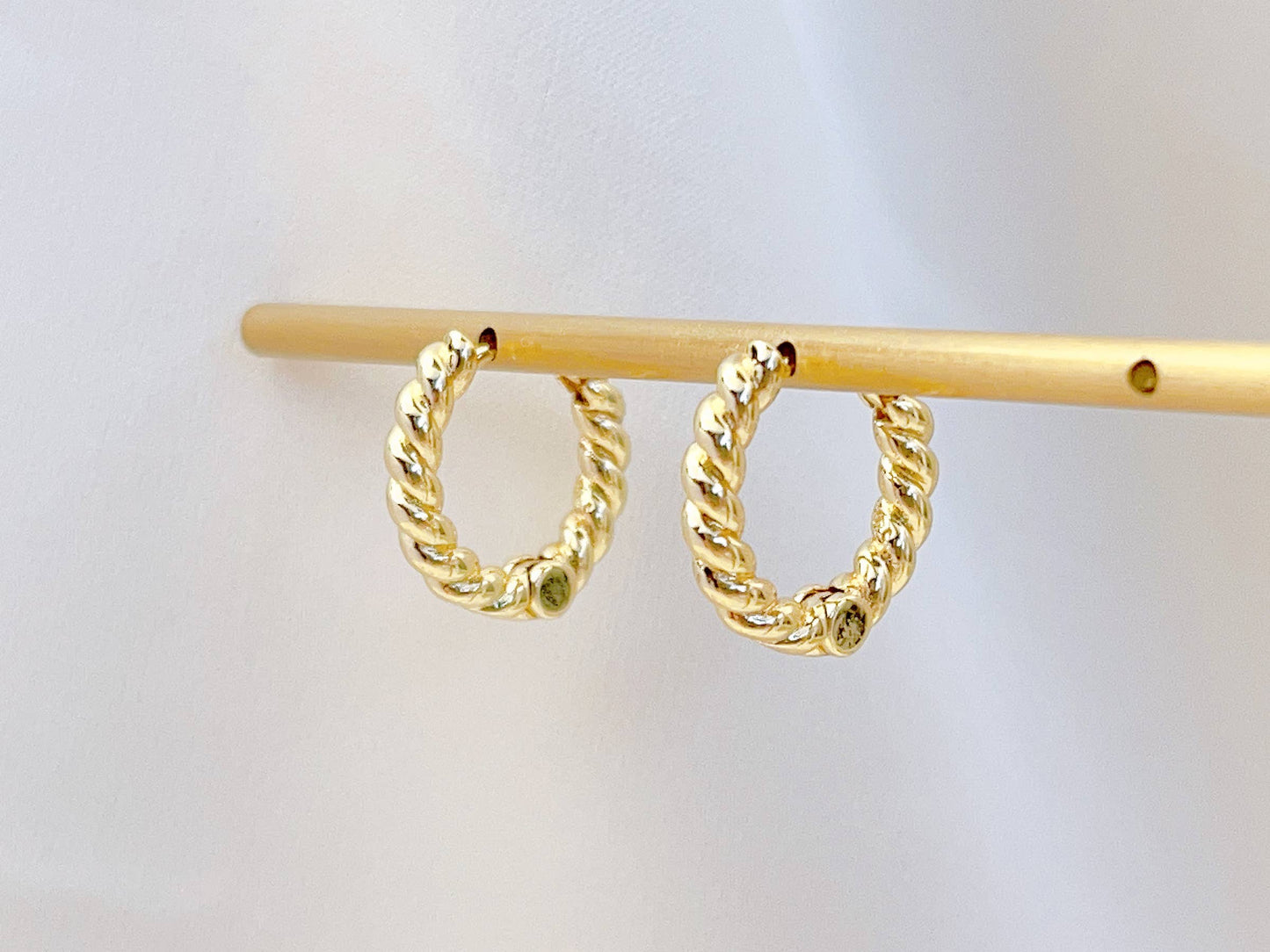 Twisted Small Huggie Hoop