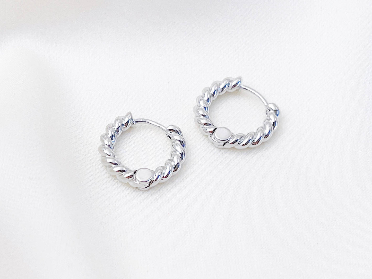 Twisted Small Huggie Hoop