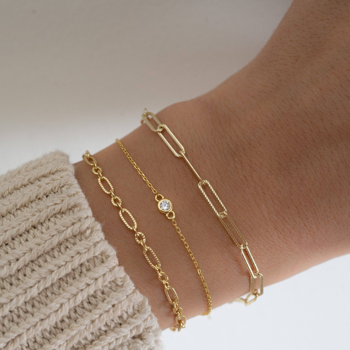 Textured Dainty Chain Bracelet