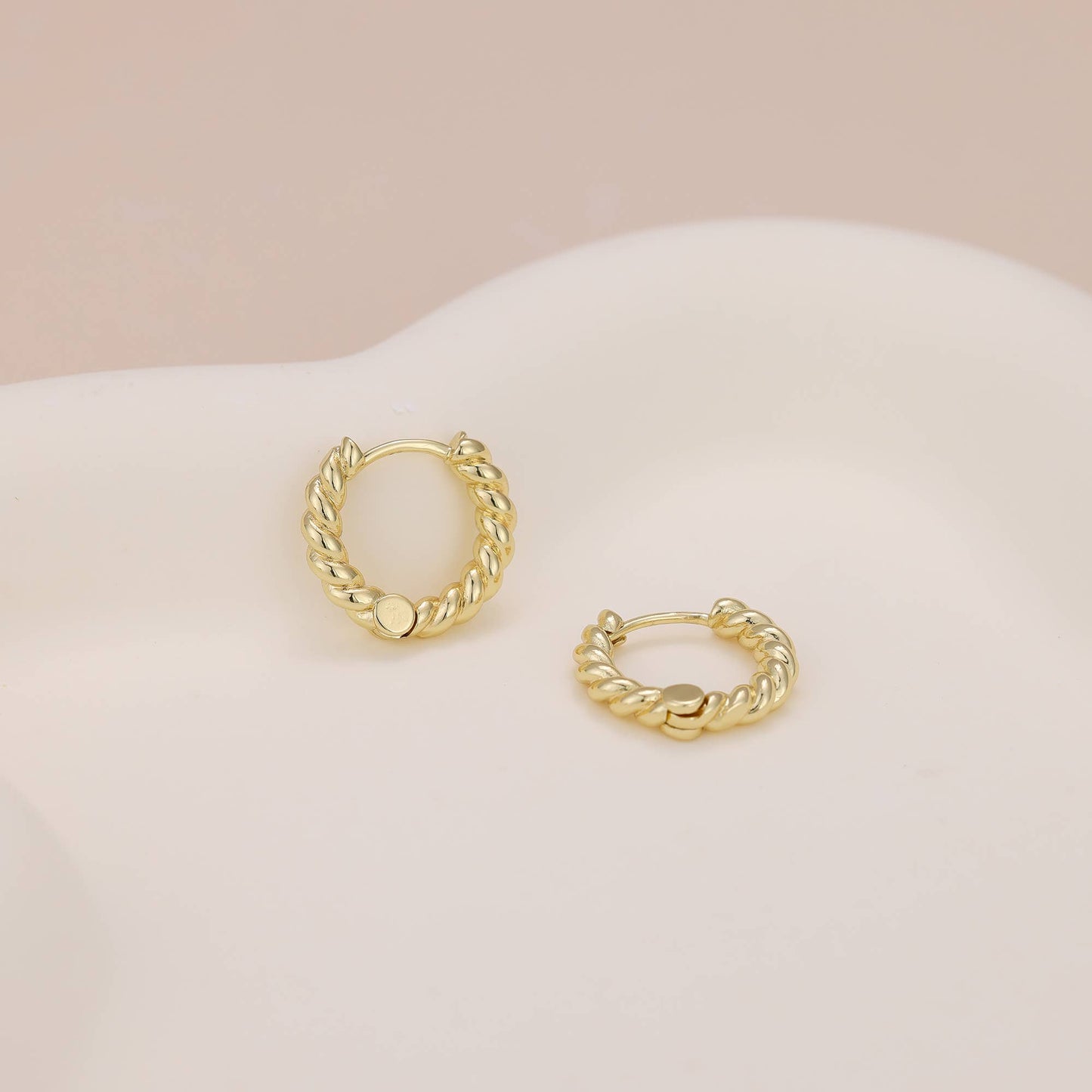 Twisted Small Huggie Hoop
