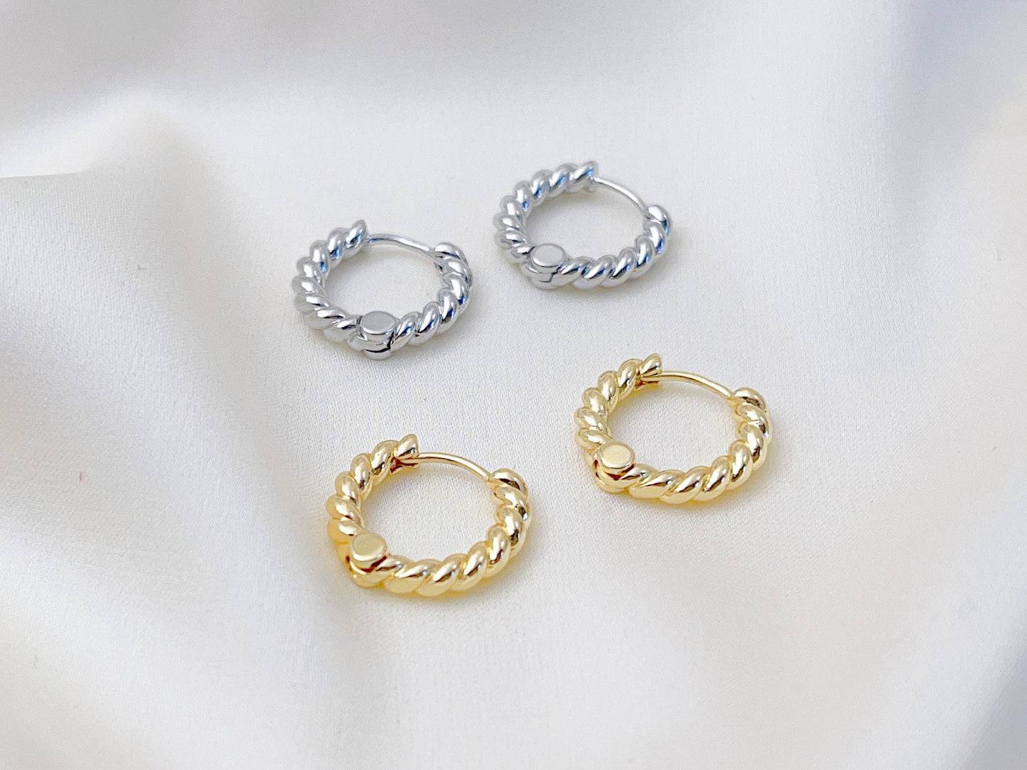 Twisted Small Huggie Hoop