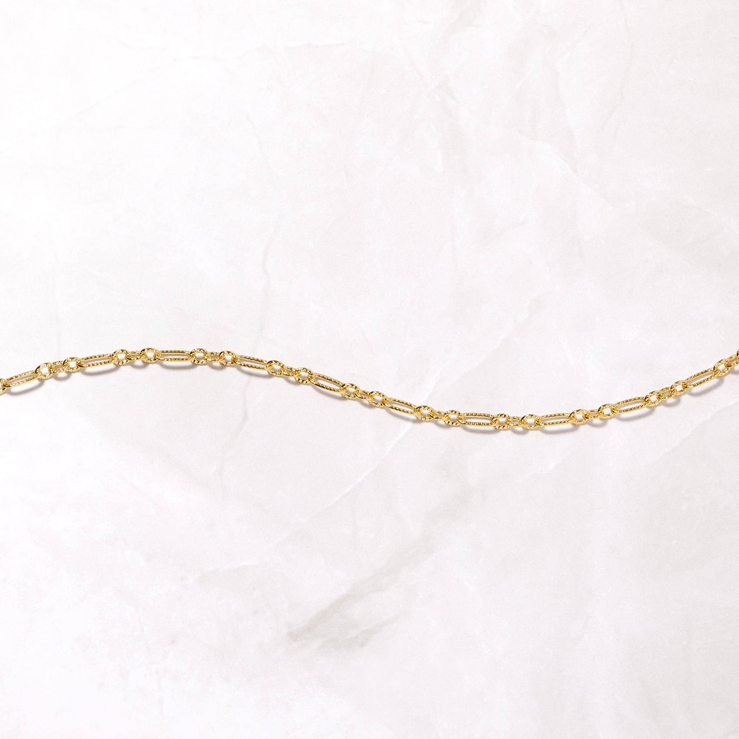 Textured Dainty Chain Bracelet