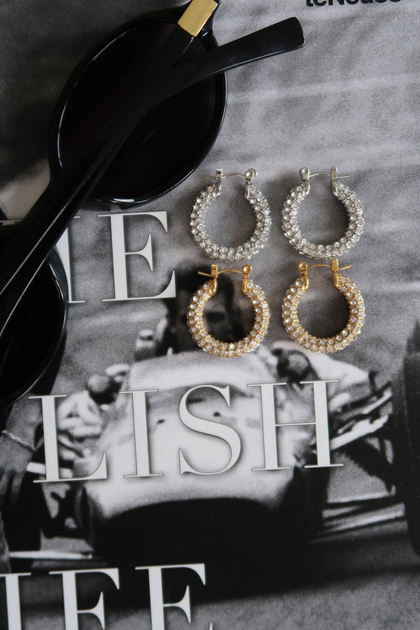 MEDIUM DIAMOND HOOPS