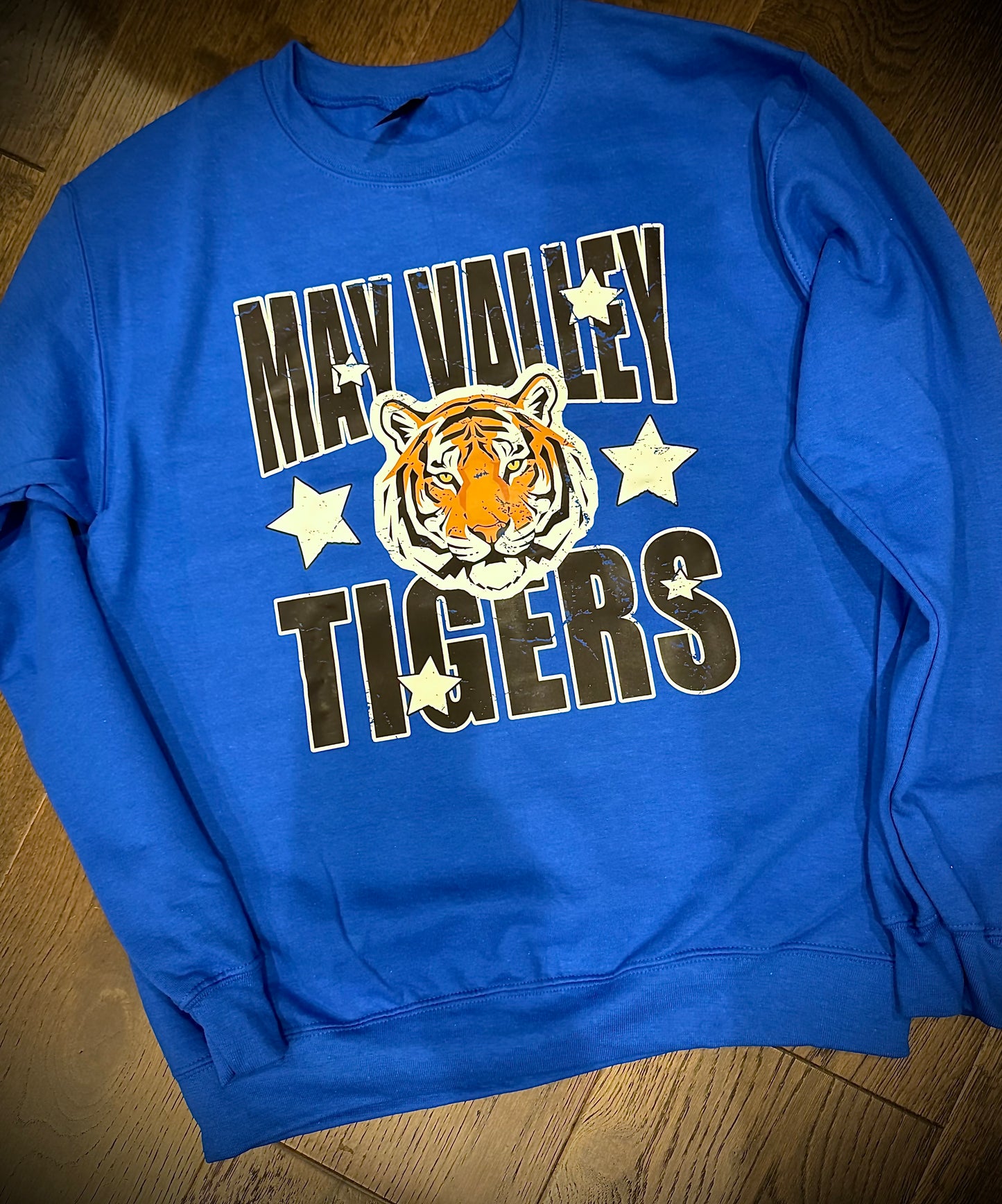 May Valley Distressed Star Crewneck