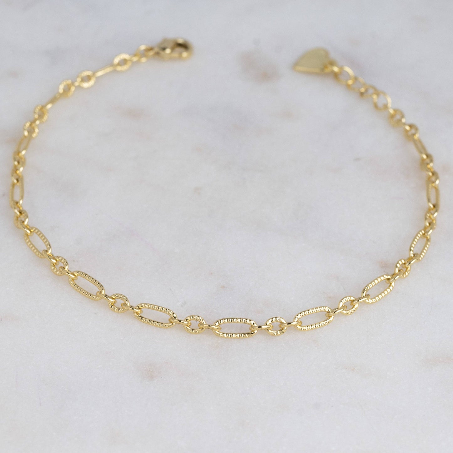 Textured Dainty Chain Bracelet