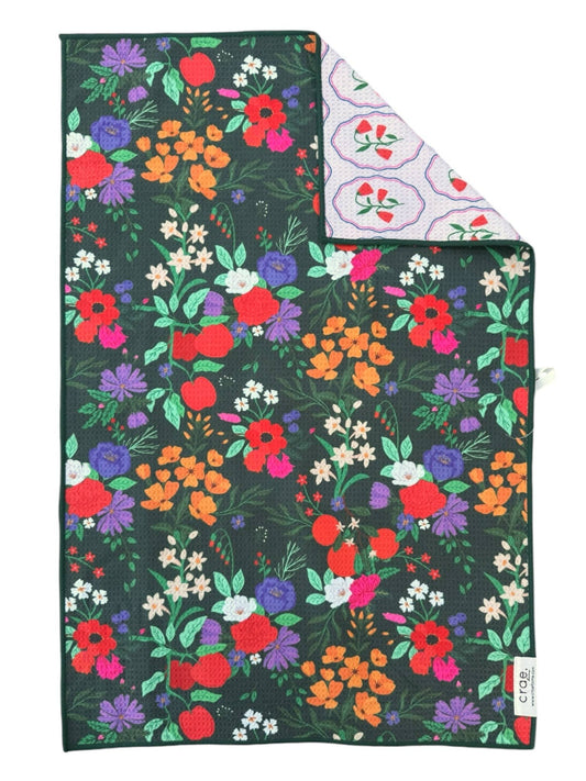 LaRae: Reversible Hand Towel