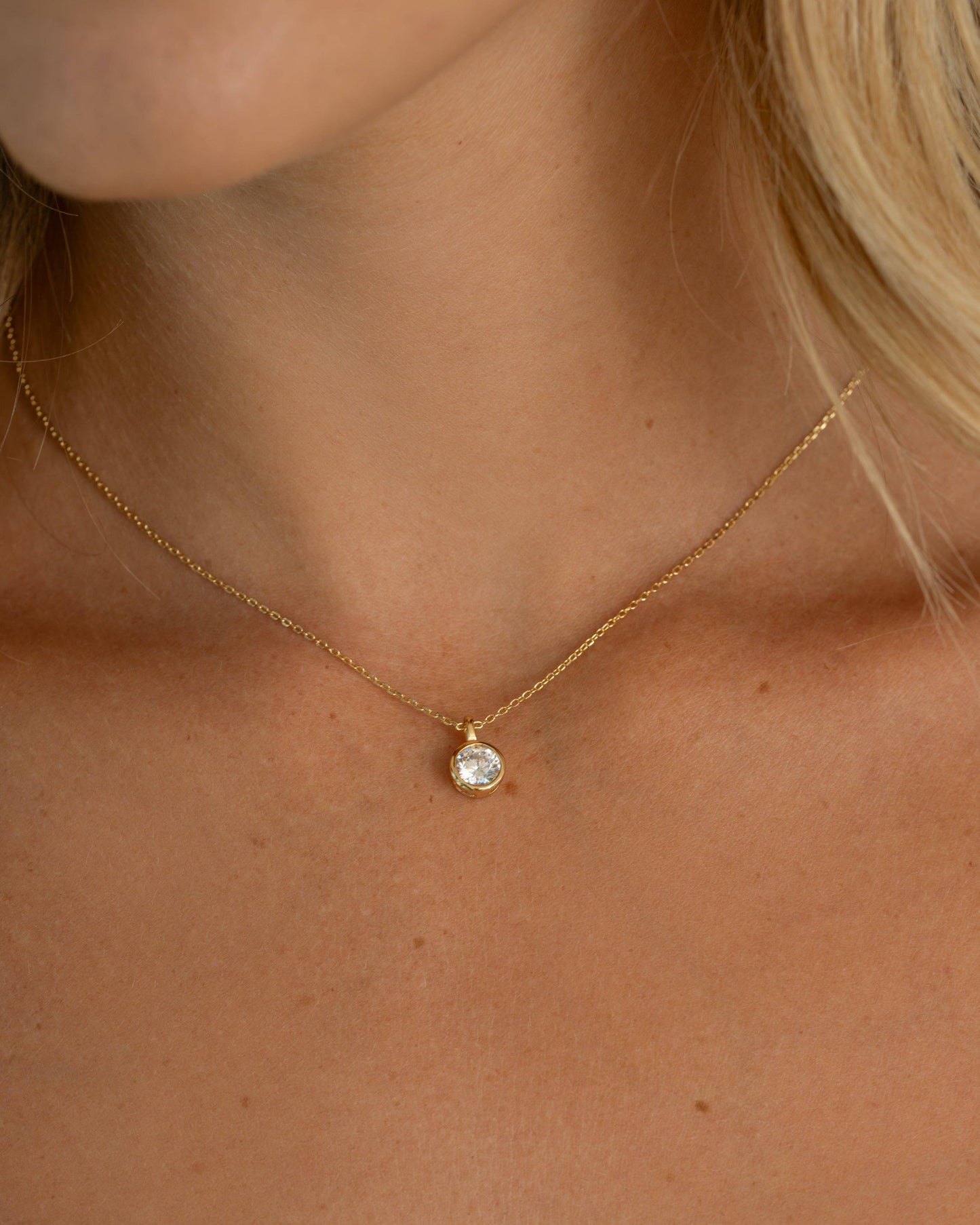 Round Bezel Necklace